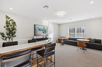 Wi-fi cyber center